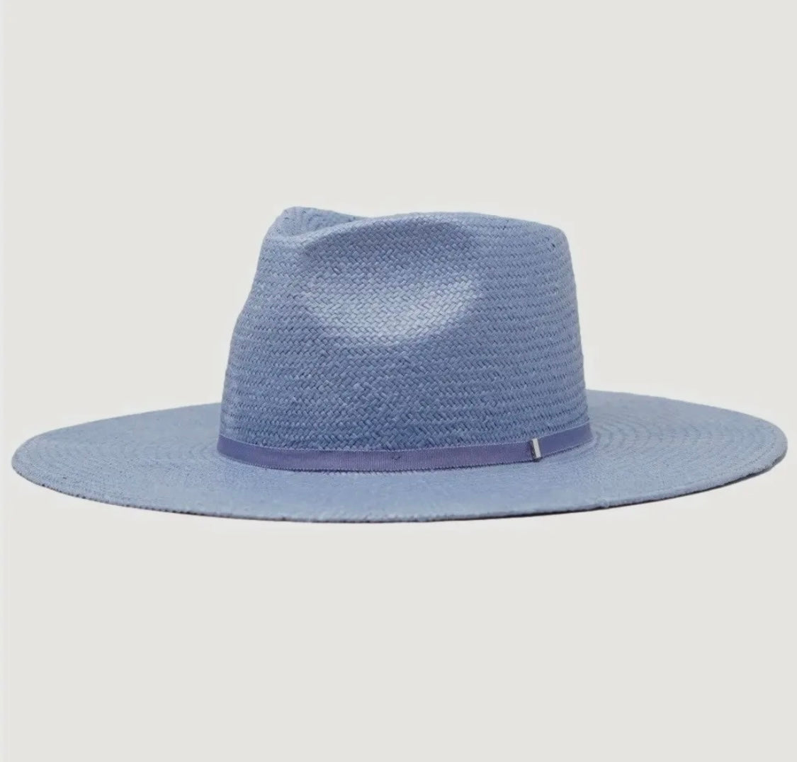 Amour Light Blue Straw Flat Lid Rancher