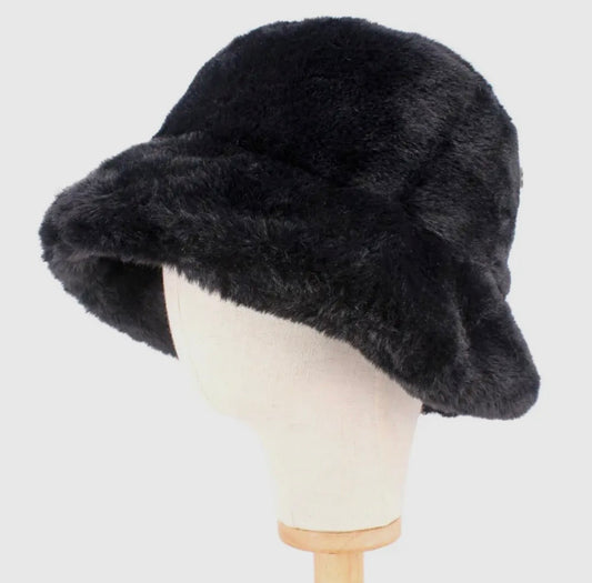 Amour Black Faux Fur Bucket